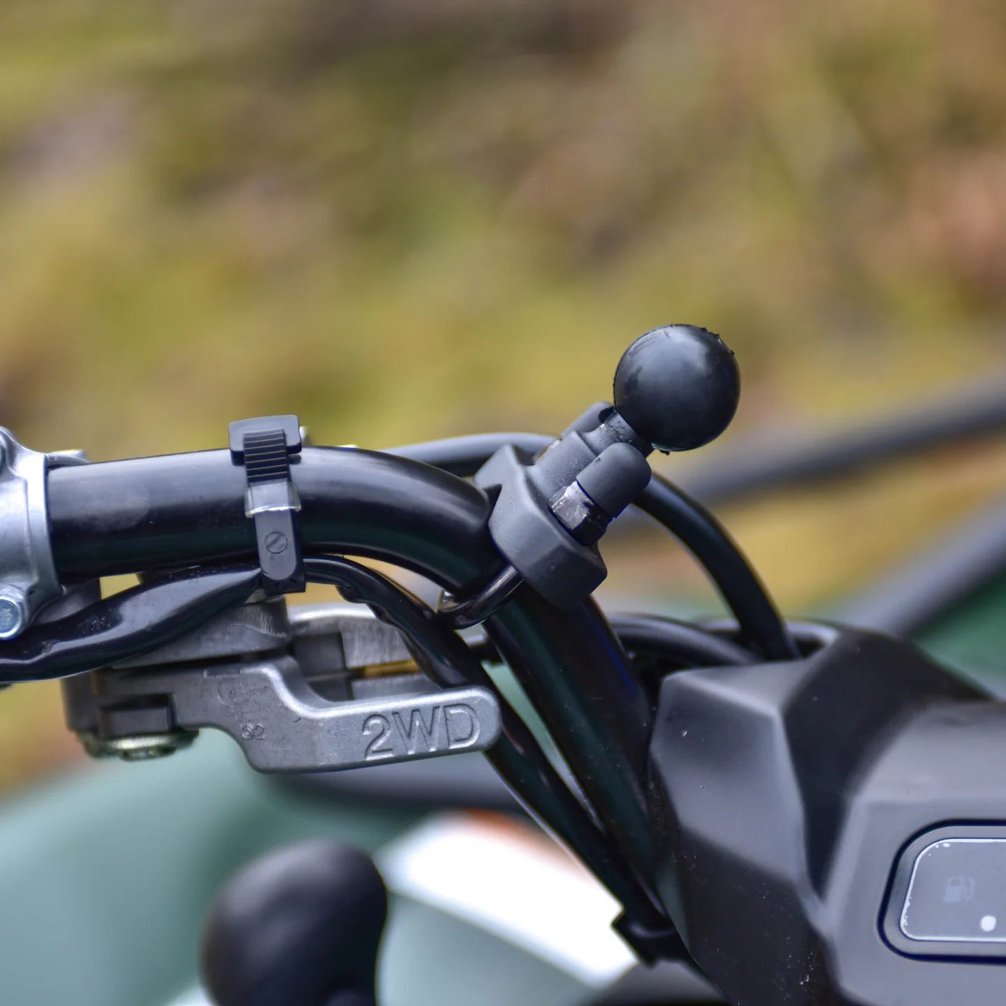 RAM Handlebar U-Bolt Base for Rails 0.5" to 1.25" in Diameter - B Size - KBM Outdoors