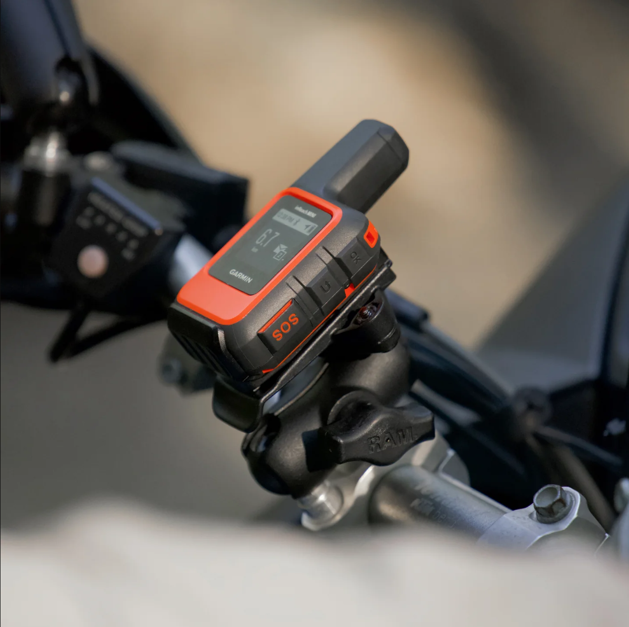 RAM Mounts - Double Socket Arm - B Size - Short Arm (RAM-B-201U-A)