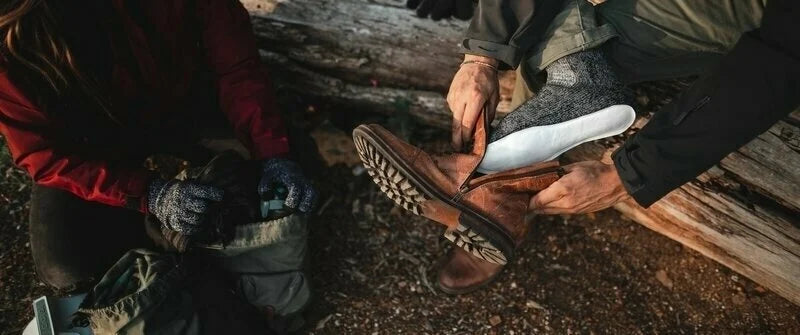 THAW Disposable Heated Insole Small/Med Adhesive - KBM Outdoors