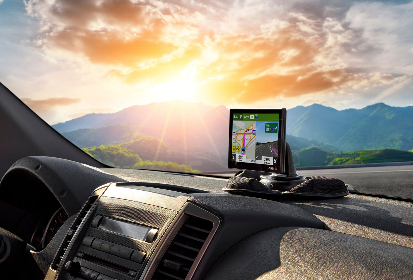 Garmin Drive 53 & Traffic GPS System (010-02858-01) - KBM Outdoors