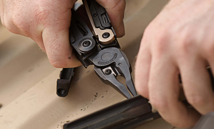 Leatherman MUT Multi-tool