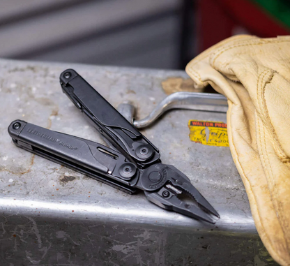 Leatherman Surge Multi-tool