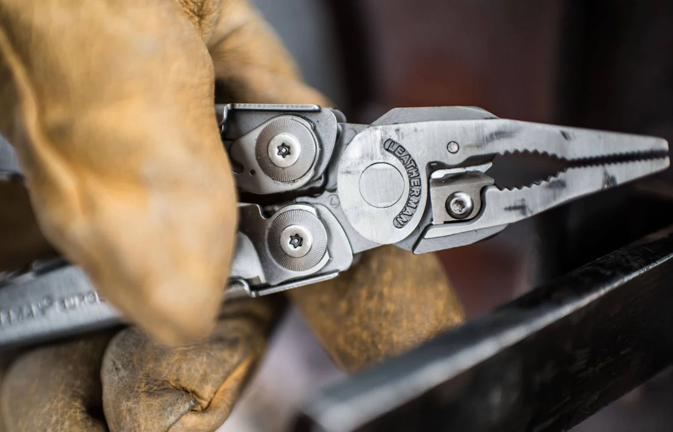 Leatherman Surge Multi-tool