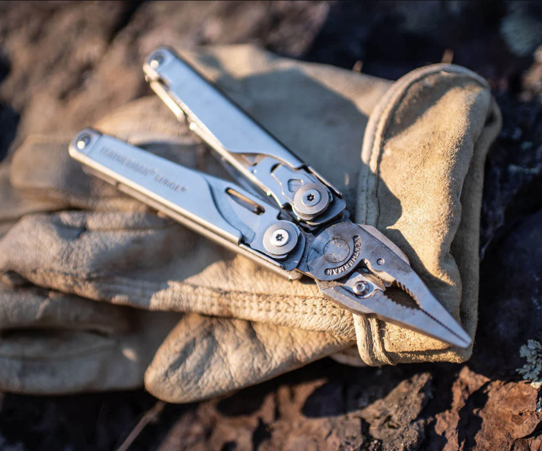 Leatherman Surge Multi-tool
